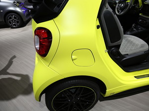 2018 smart fortwo Ϻ܇չ