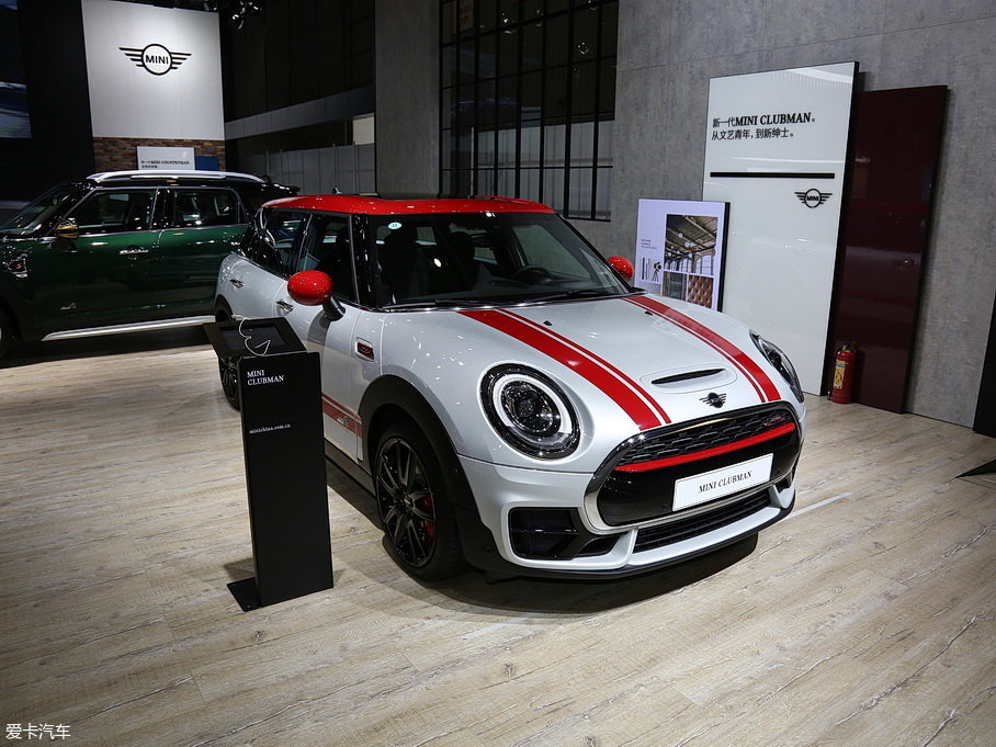 2017MINI JCW CLUBMAN 