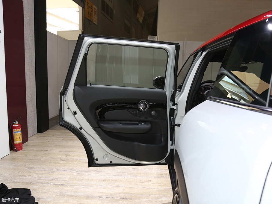 2017MINI JCW CLUBMAN 