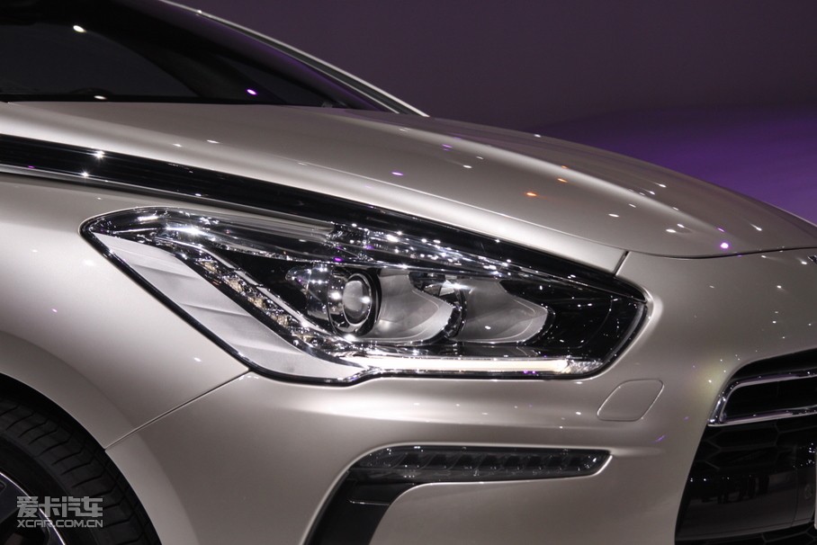 2012��DS 5(�M��) 