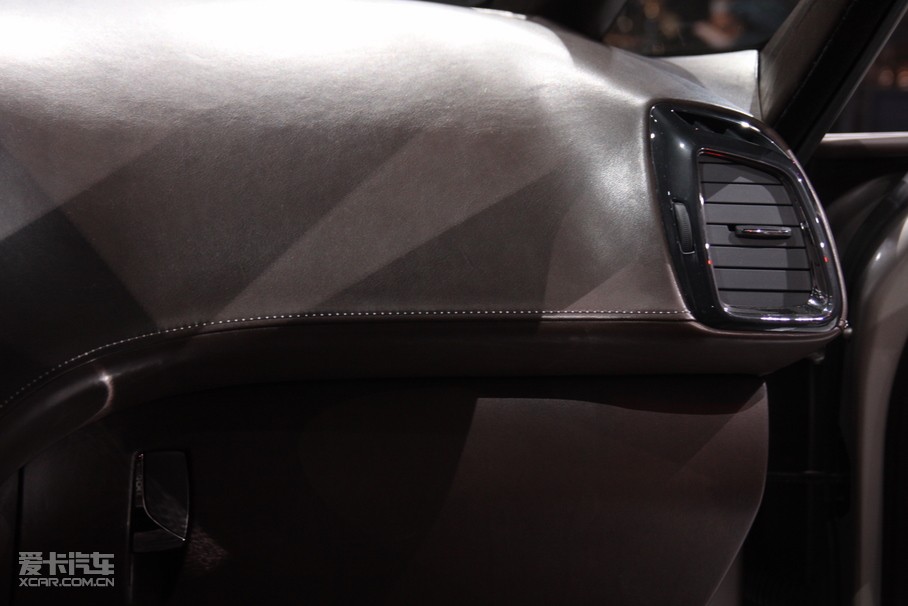 2012��DS 5(�M(j��n)��) 