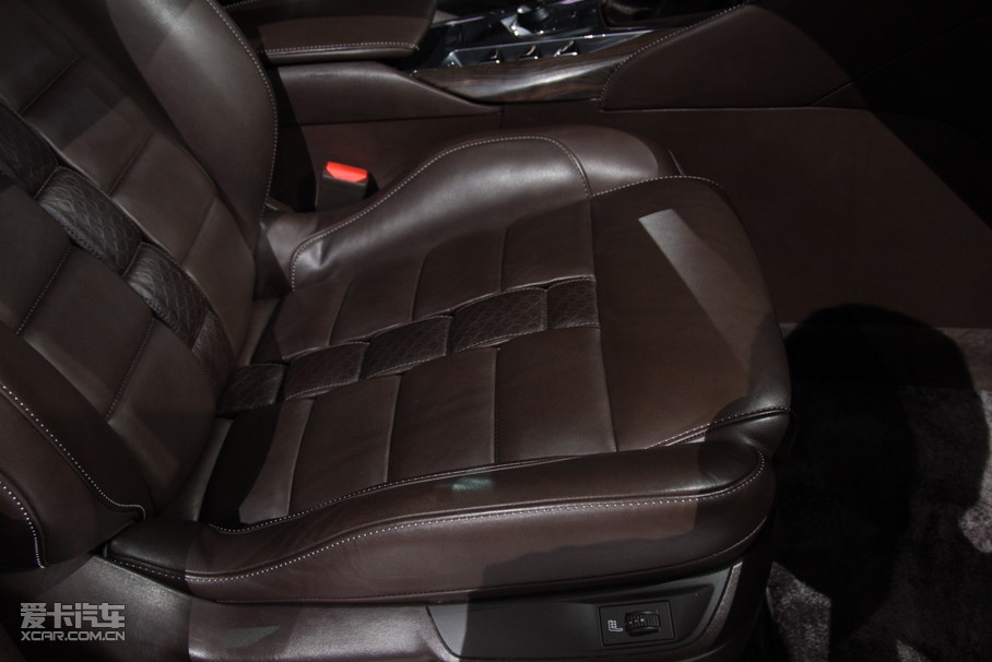 2012��DS 5(�M��) 