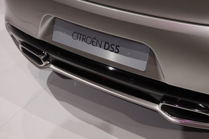 2012DS 5(M) ^