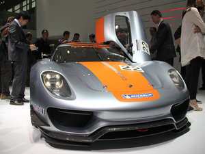 2011款保时捷918 整体外观