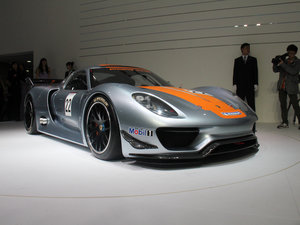2011款保时捷918 整体外观