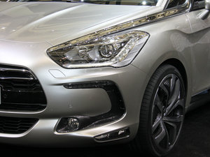 2012DS 5(M) ^