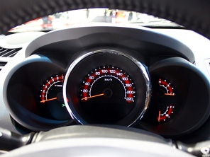 東風(fēng)悅達(dá)起亞2012款起亞K2兩廂