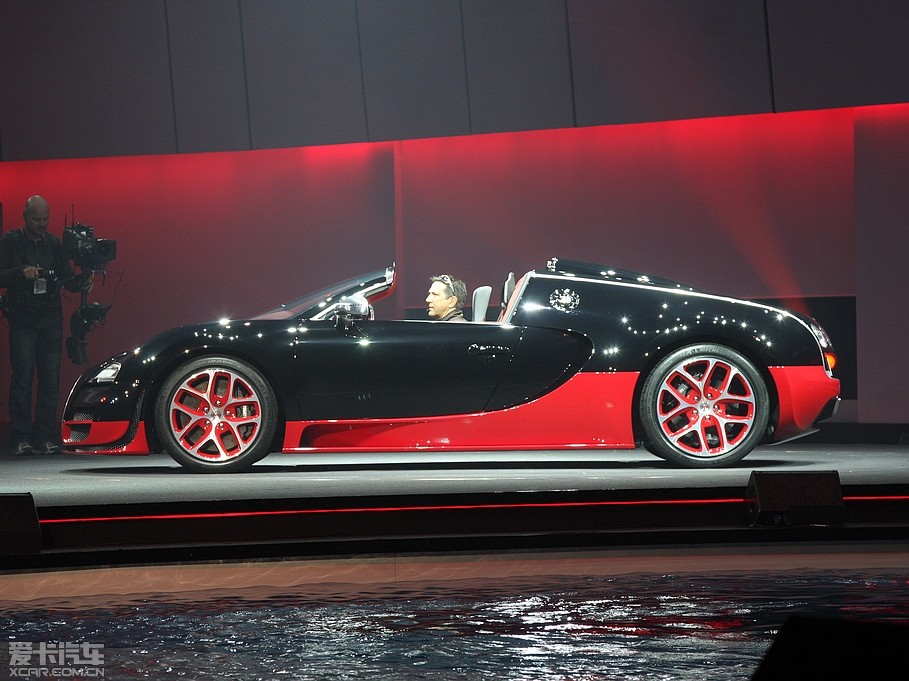 2012������ Grand Sport Vitesse