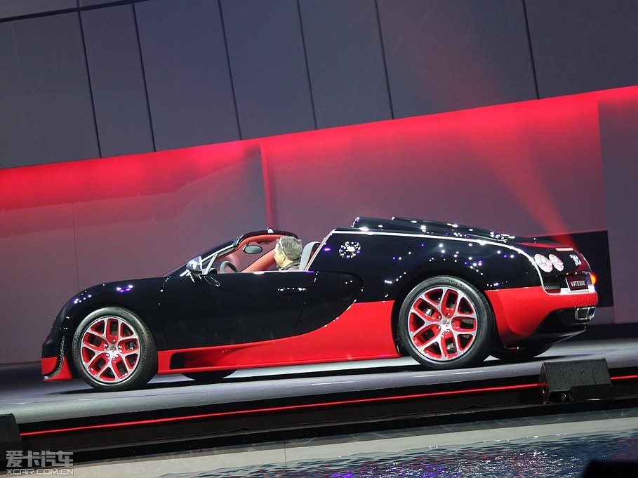 2012������ Grand Sport Vitesse