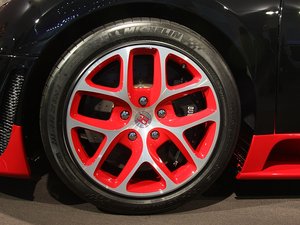 2012��Grand Sport Vitesse �������^