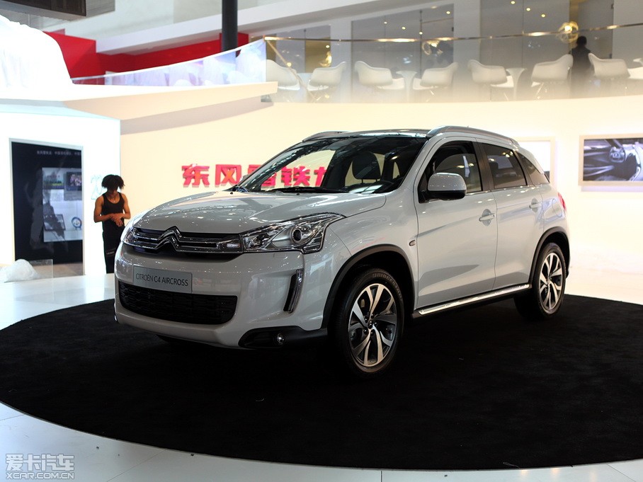 2012��C4 AIRCROSS(�M��) 2.0L �����A��