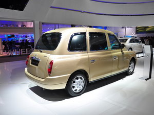2009款吉利TX4 整体外观