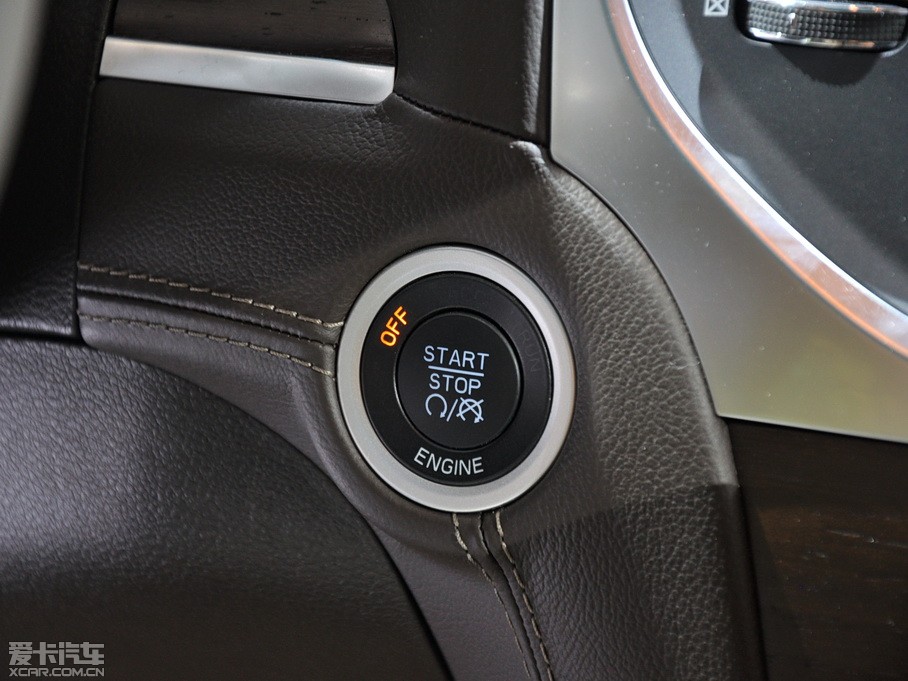 2012R˹300C(M) 3.6L A