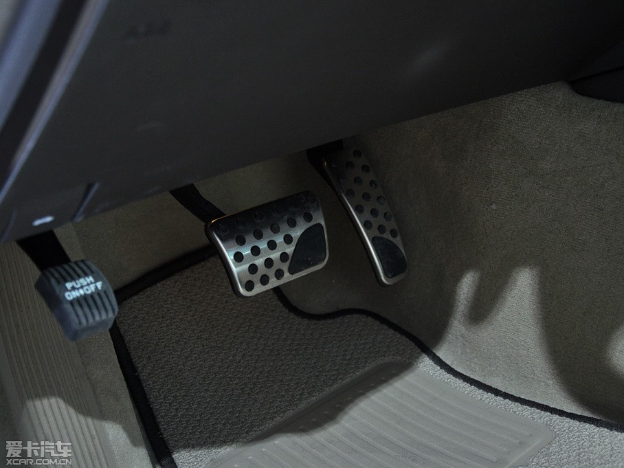 2012R˹300C(M) 3.6L A