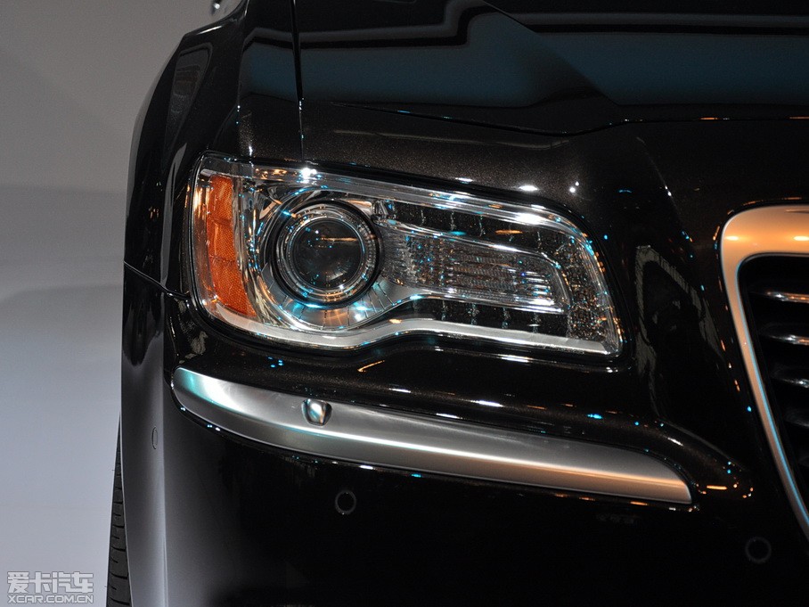 2012R˹300C(M(jn)) 3.6L A