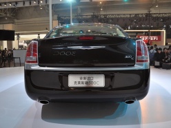 克莱斯勒新300C