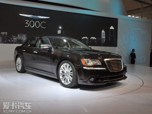 克莱斯勒新300C