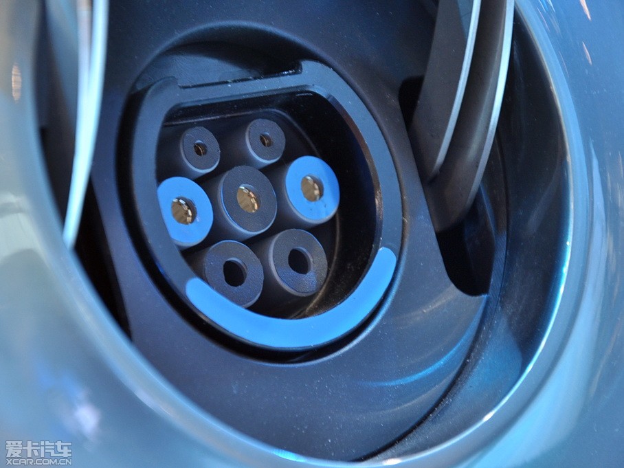 2012���v��400 ����܇