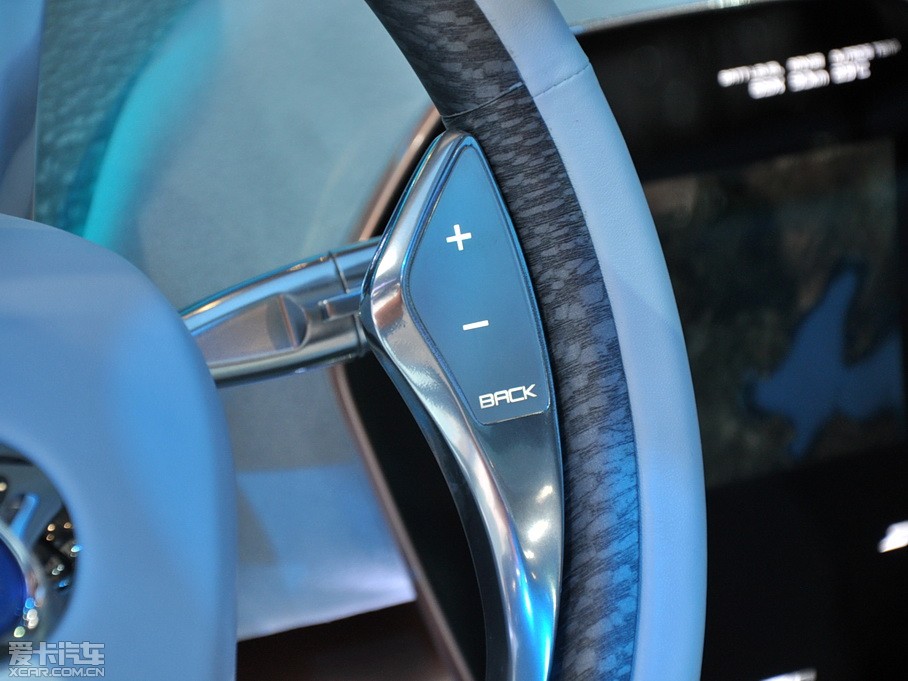 2012���v��400 ����܇