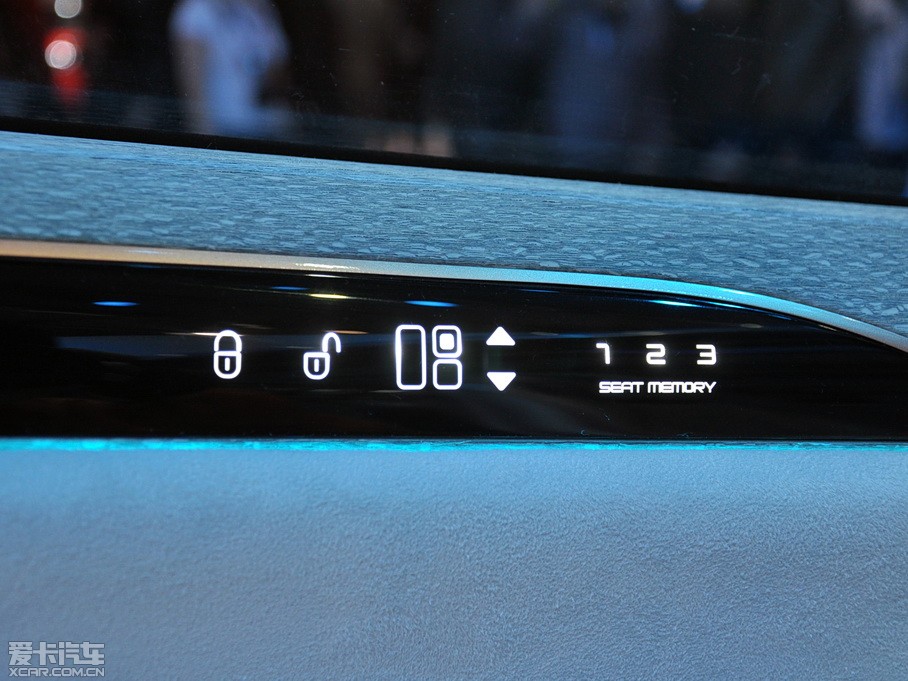 2012���v��400 ����܇