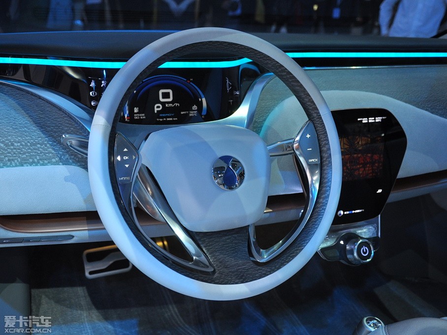 2012���v��400 ����܇