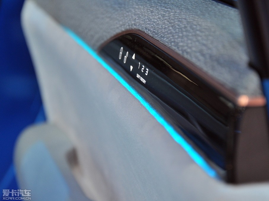 2012���v��400 ����܇