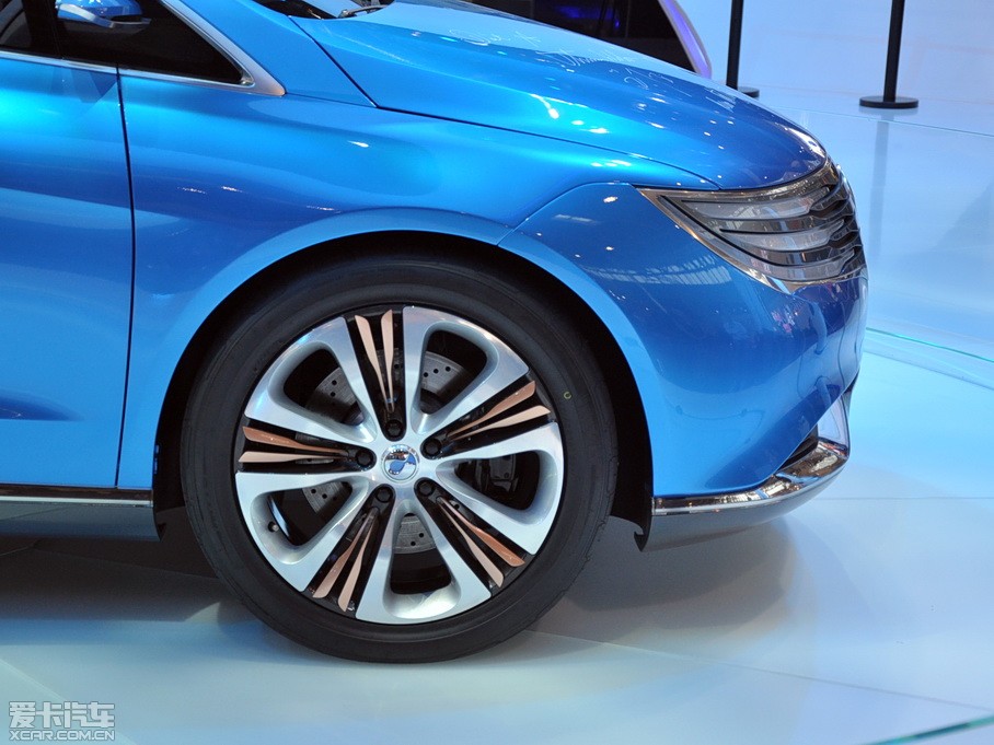 2012���v��400 ����܇