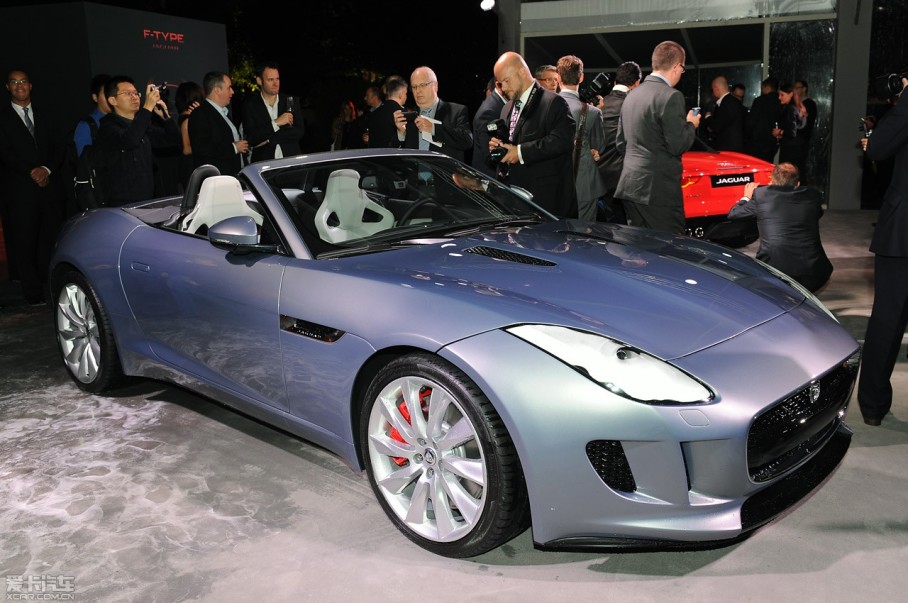 ڰ賵չϣݱF-Typeͣ³ͣǷֱǣF-TypeF-Type SԼF-Type V8 S³XKСƽ̨з2011귨˸ʳչ׷C-X16Ϊԭ͡óص3.0L V65.0L V8֮Ƕ8Զ...