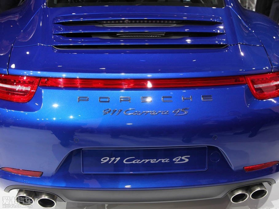 ڸոտĻ2012賵չϣʱһ911 Carrera 4911 Carrera 4Sȫ׷ݱʱݵϵеġ4͡˴ηȫ911 Carrera 4ܰͳ档ݶͨԼSܰ湲4ͬϳƳۼΪ1...