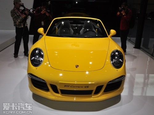 保时捷911卡雷拉4S敞篷版