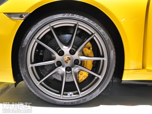 保时捷911卡雷拉4S敞篷版