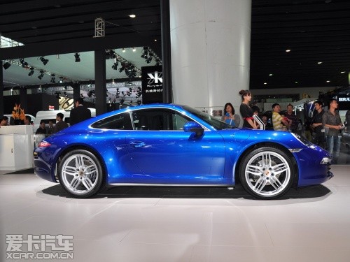 911卡雷拉4