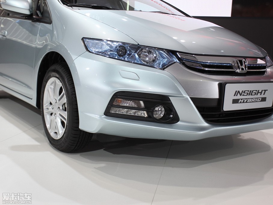 2013���Insight 