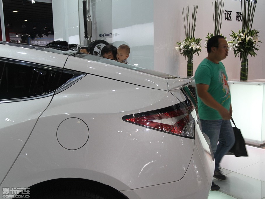 2012��֎��ZDX 