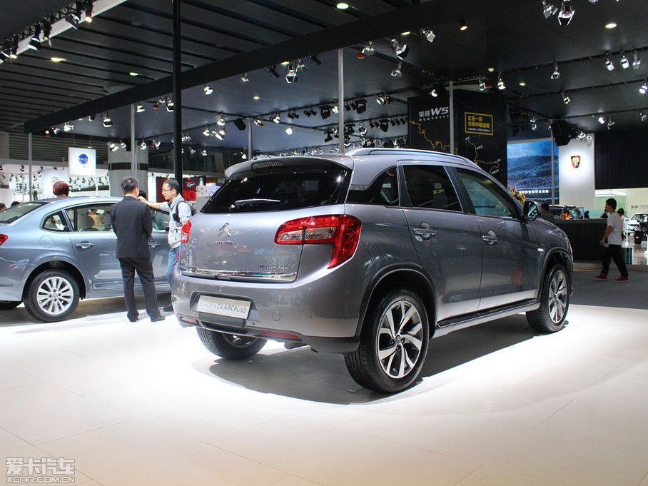 2012��C4 AIRCROSS(�M��) 