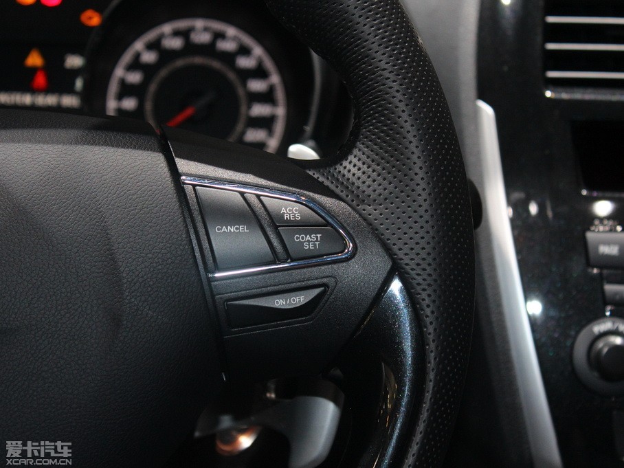 2012��C4 AIRCROSS(�M(j��n)��) 