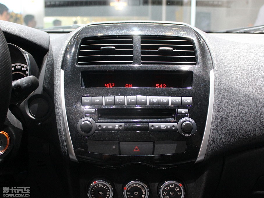2012��C4 AIRCROSS(�M��) 