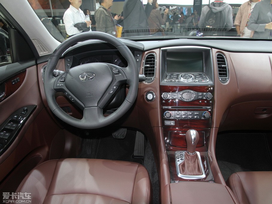 2013ӢQX50(M) 