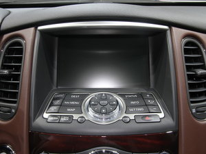 2013ӢQX50(M(jn)) Ϻ܇չ