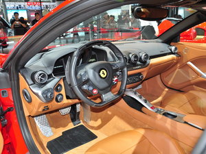 2013F12berlinetta п؅^