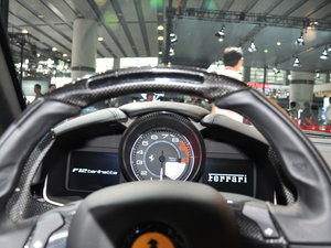 2013F12berlinetta п؅^