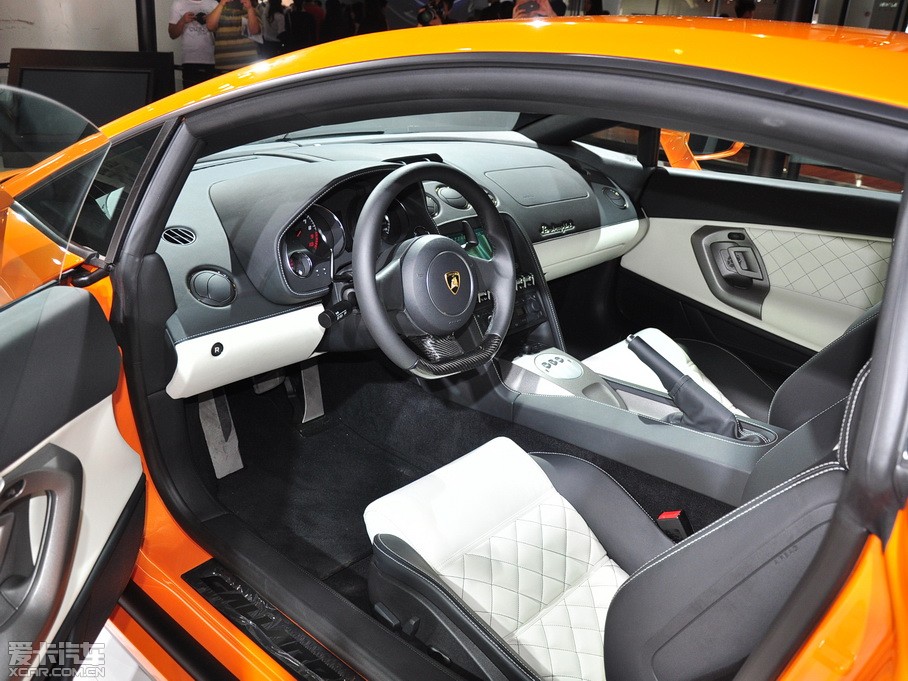 2011Gallardo LP550-2 Tricolore