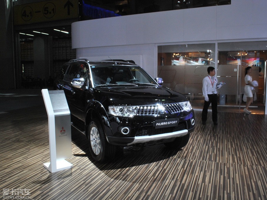 2011�������_���ŕ�(�M��) 3.0L ���A������