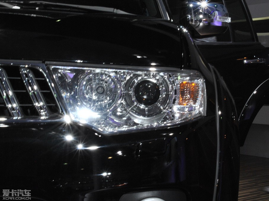 2011�������_���ŕ�(�M��) 3.0L ���A������