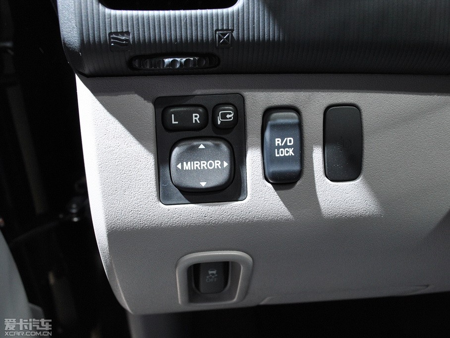 2011�������_���ŕ�(�M(j��n)��) 3.0L ���A��(d��o)����