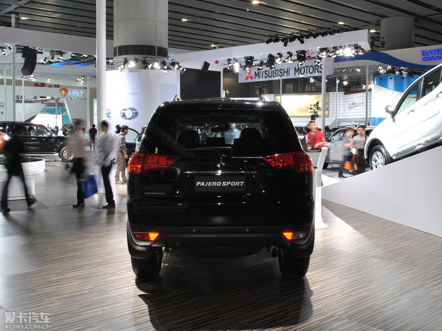 2011�������_���ŕ�(�M��) 3.0L ���A������