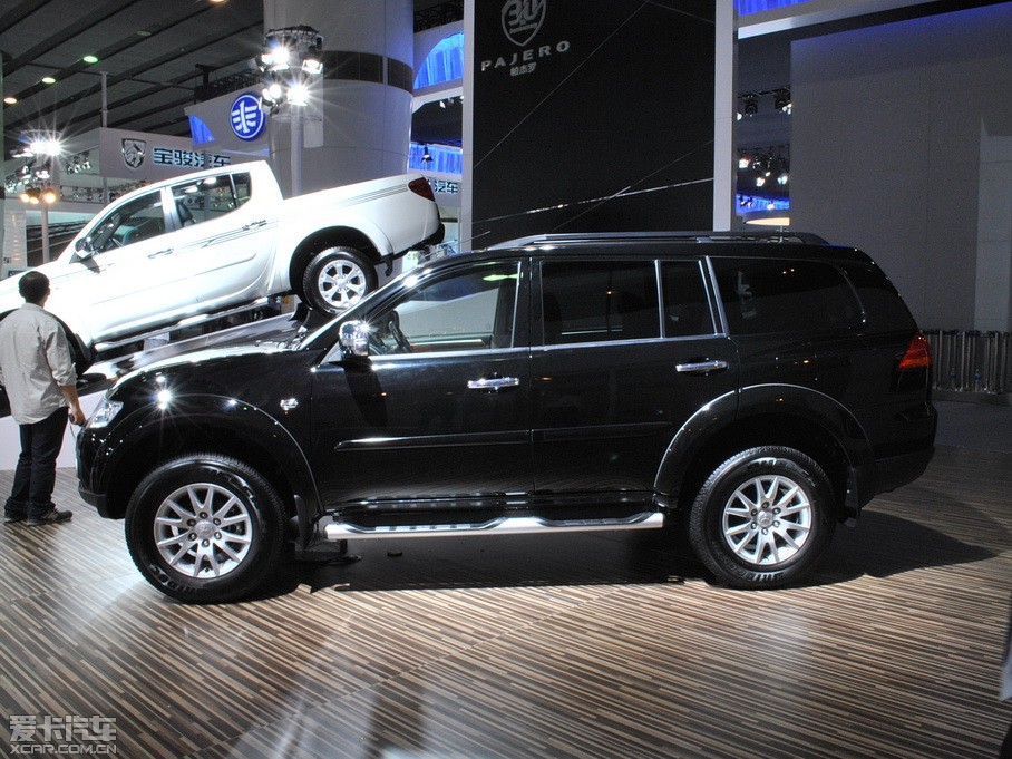 2011�������_���ŕ�(�M��) 3.0L ���A������