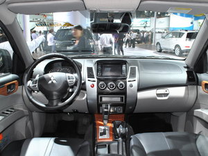 2011��3.0L ���A��(d��o)���� �Ϻ�܇չ