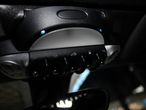 2012MINI COUPE Ϻ܇չ