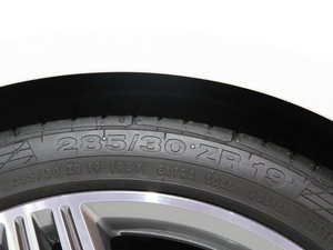 2013��YSL��AMG �Ϻ�܇չ